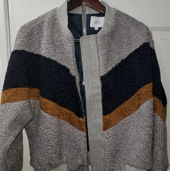 J . O. A. Jacket - Picture 6 of 8
